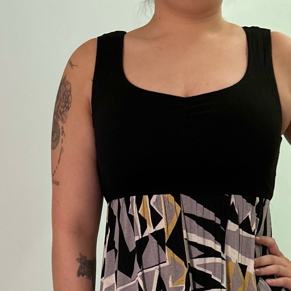 Vintage Forever 21. Flowy printed dress - Picture 8 of 9